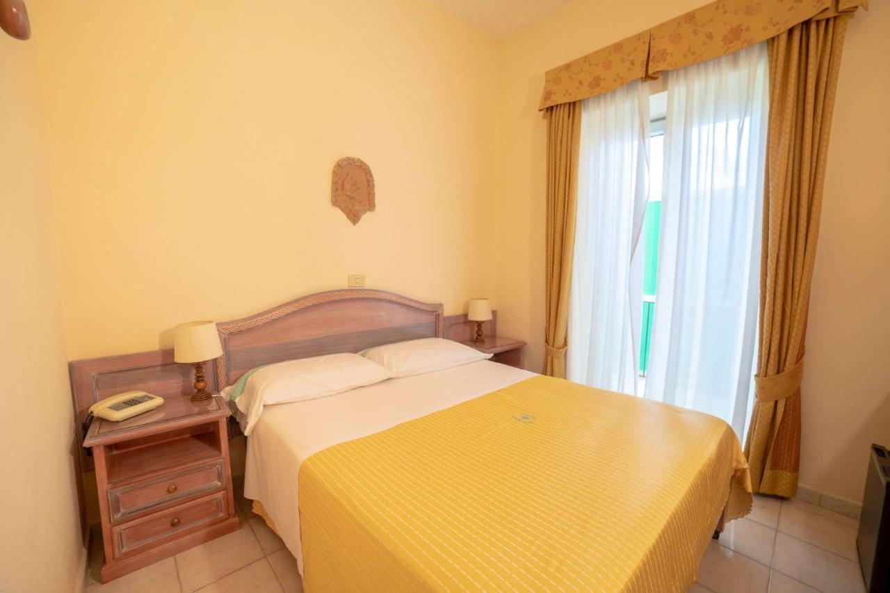 Hotel Royal Terme Ischia Esterno foto