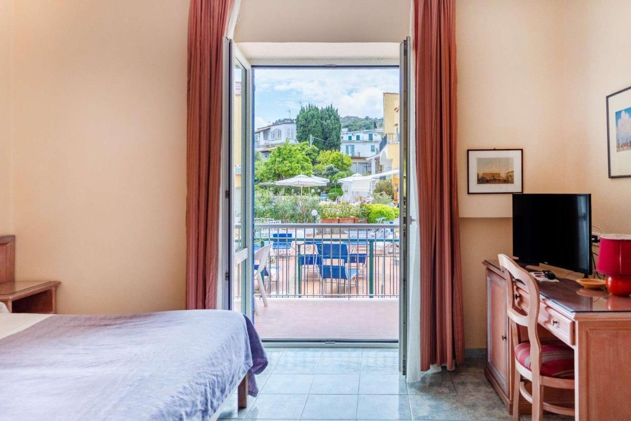 Hotel Royal Terme Ischia Esterno foto